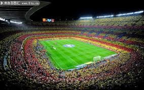 勇士艰难逆转雄鹿，三大亮点一处隐忧尽显团队进步