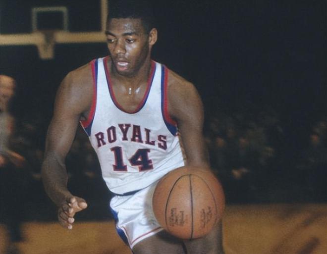 双手暴扣 双手暴扣