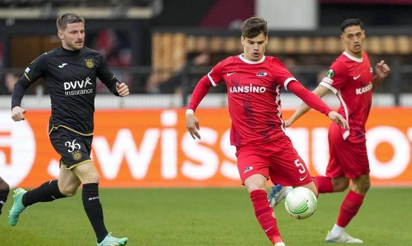 也能在战术 也能在战术